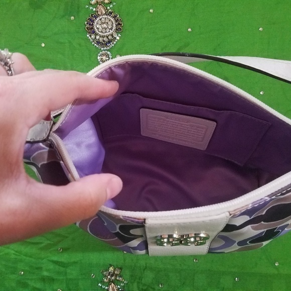 Small Coach Purse - Picture 5 of 5